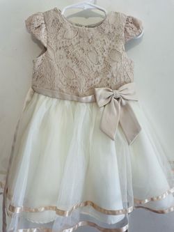 Vestido de niña talla 2