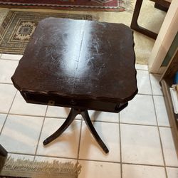 Solid wood end table Dark espresso wood Antique 