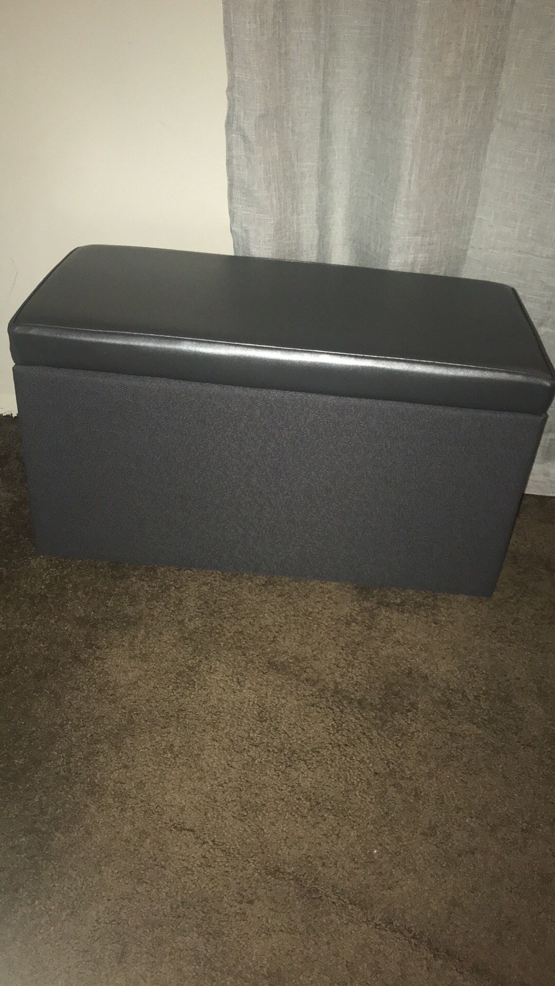 Storage ottoman