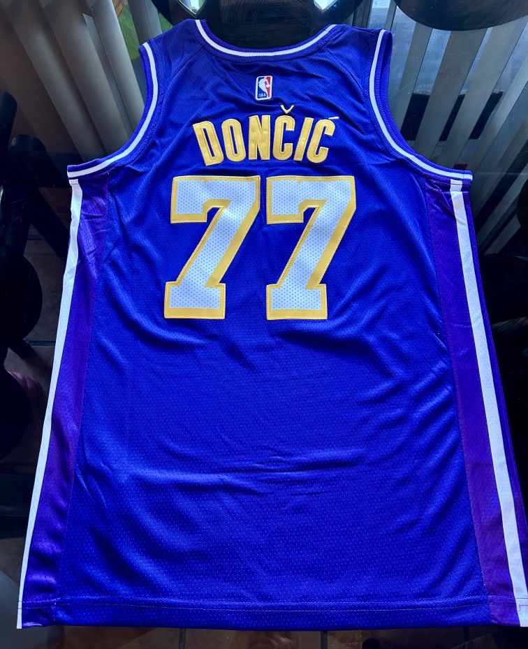 Lakers Luka Doncic Jersey S M L XL XXL 