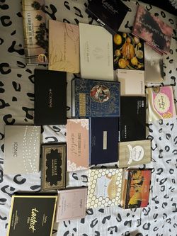 I have a bunch of new eyeshadow palettes available