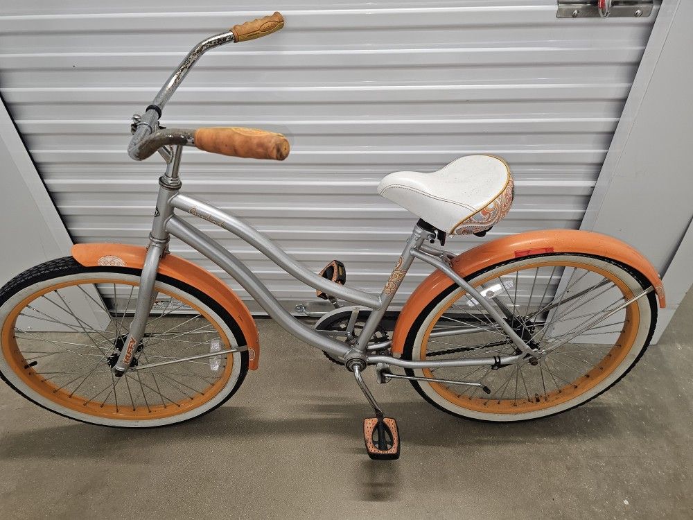 Really Nice Huffy Cruiser Bike