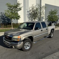 2003 GMC Sierra 2500hd Crew Cab