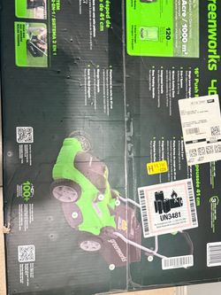 Electric lawnmower
