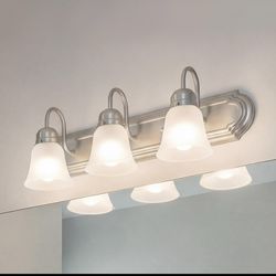 Lighting 60/321 Traditional Three Light Vanity from Ballerina collection in Pwt, Nckl, B/S, Slvr. finish