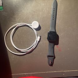 Apple Watch Series 7 (brand new)