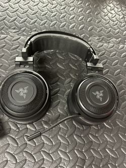 PlayStation Headset And Charging Station 