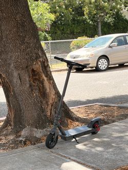 Electric scooter