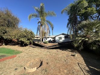 6’ Dog Ear Fence 3 Rail