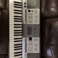 Yamaha Keyboard Piano
