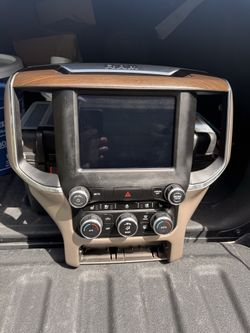 2019-2021 uconnect 4 OEM