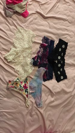 Vs pink panties medium