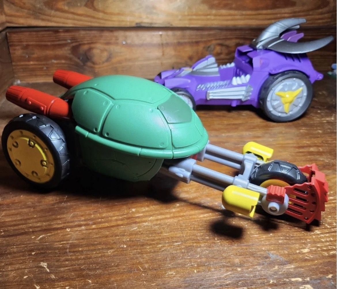 Teenage Mutant Ninja Turtles Half Shell Heroes Stealth Bike + Extra