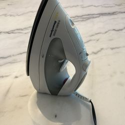 Black and Decker Iron