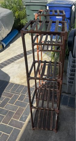 Plastic shelf