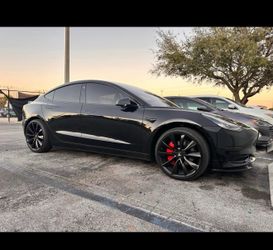 2018 Tesla model 3 long Range Black on Black 20inch wheels new tires