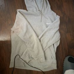 Grey Nike hoodie L