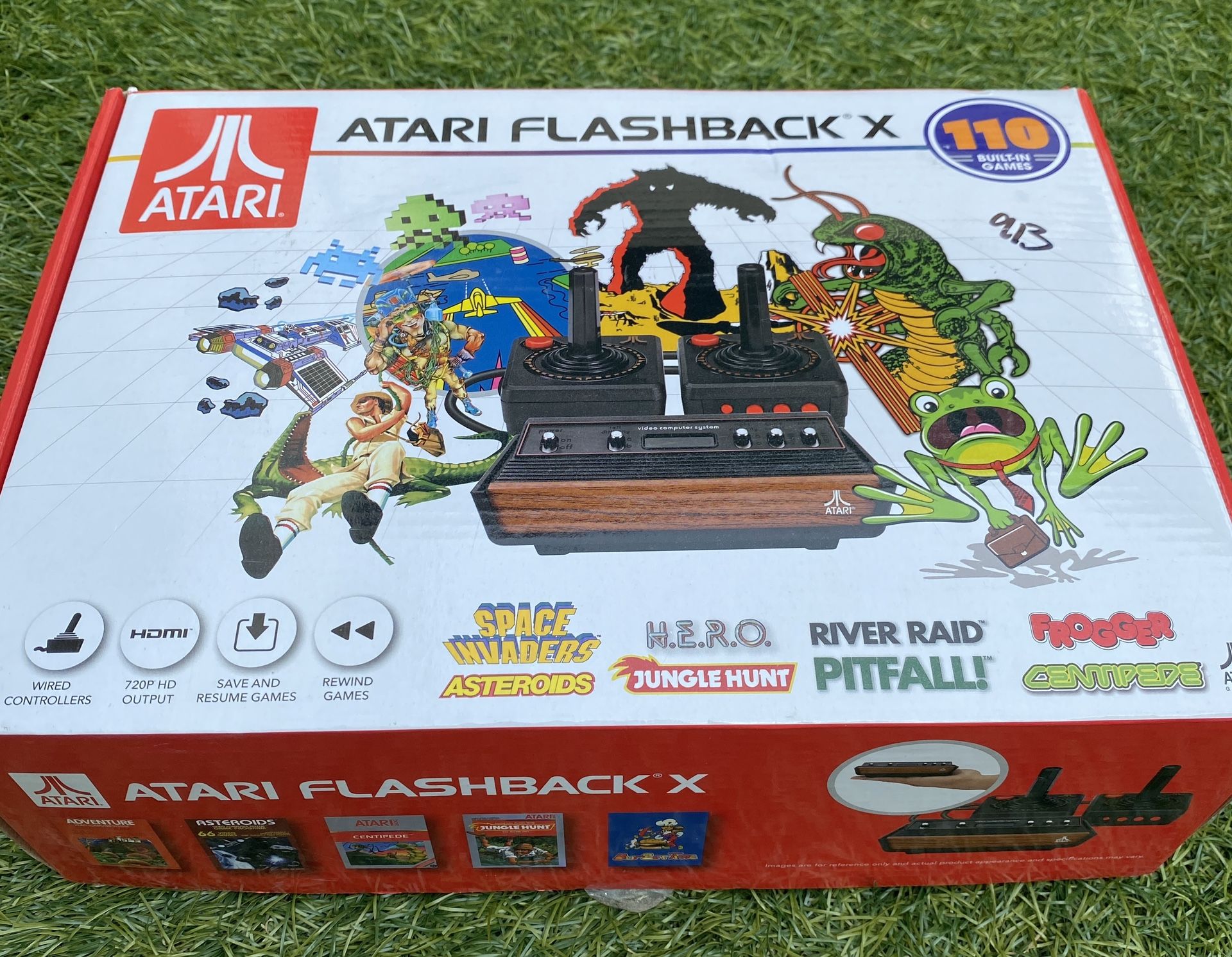 Atari Flashback X Deluxe Retro Console 120 Built-in Games - 2 Wired Controllers