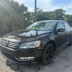 2013 Volkswagen Passat 