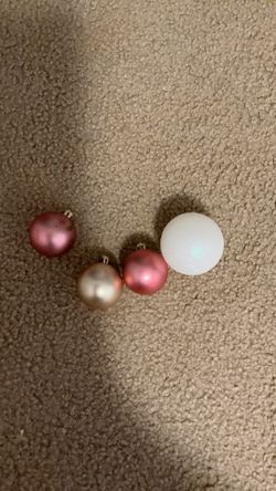 4  ornaments