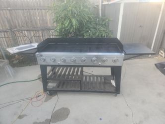 8 Burner Royal Gourmet Gas Grill
