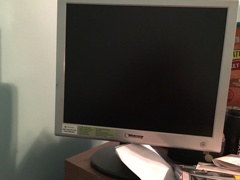 Gateway computer monitor ( thin)