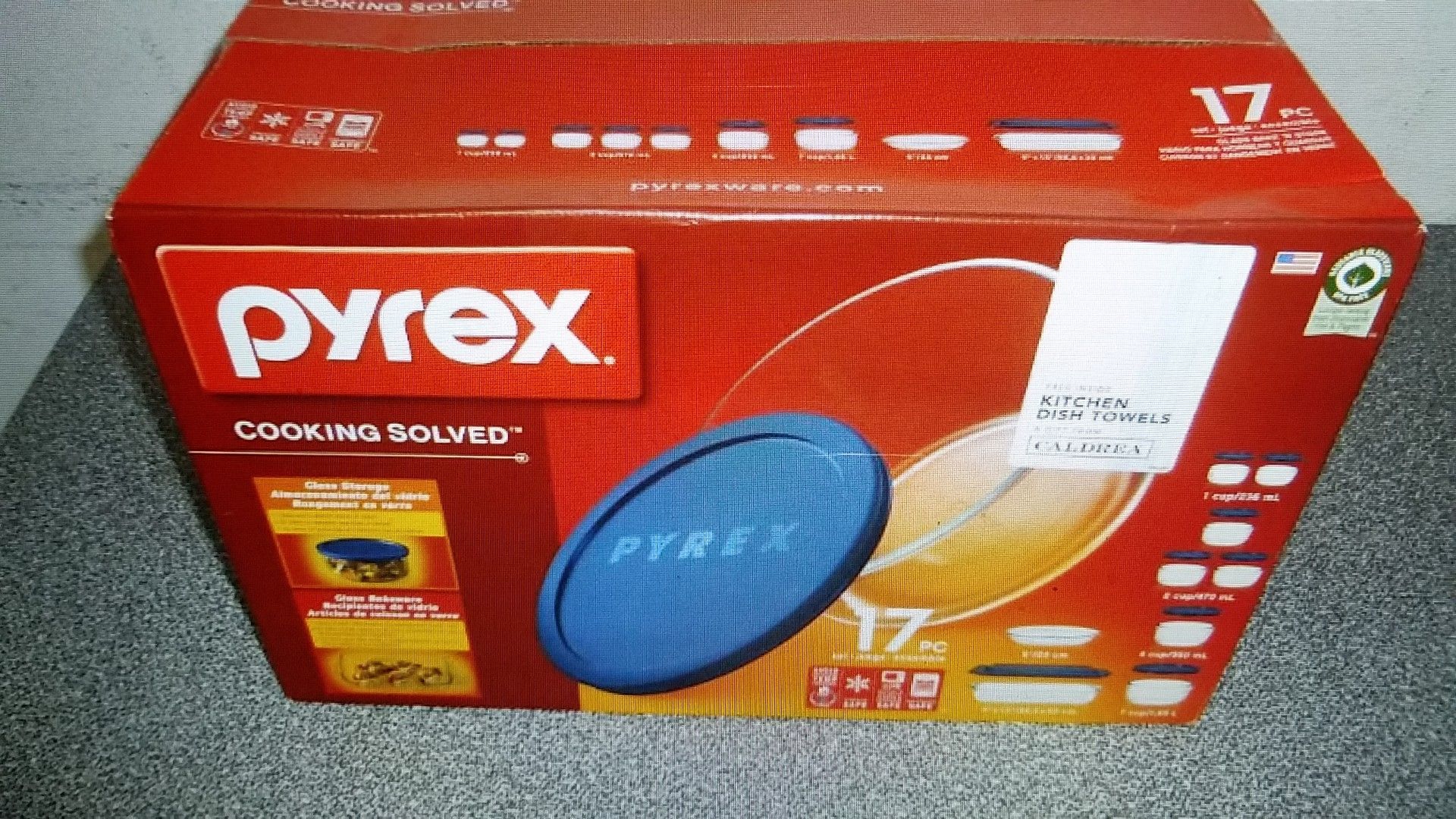 17 piece Pyrex clear glass cooking set new in box