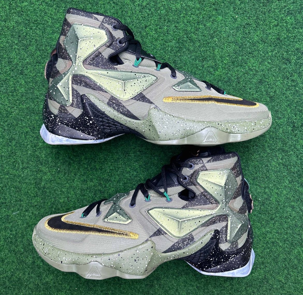 Lebron 13 “ Northern Lights “