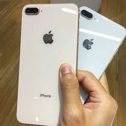 iPhone 8 Plus unlocked excellent condition! $430🔥