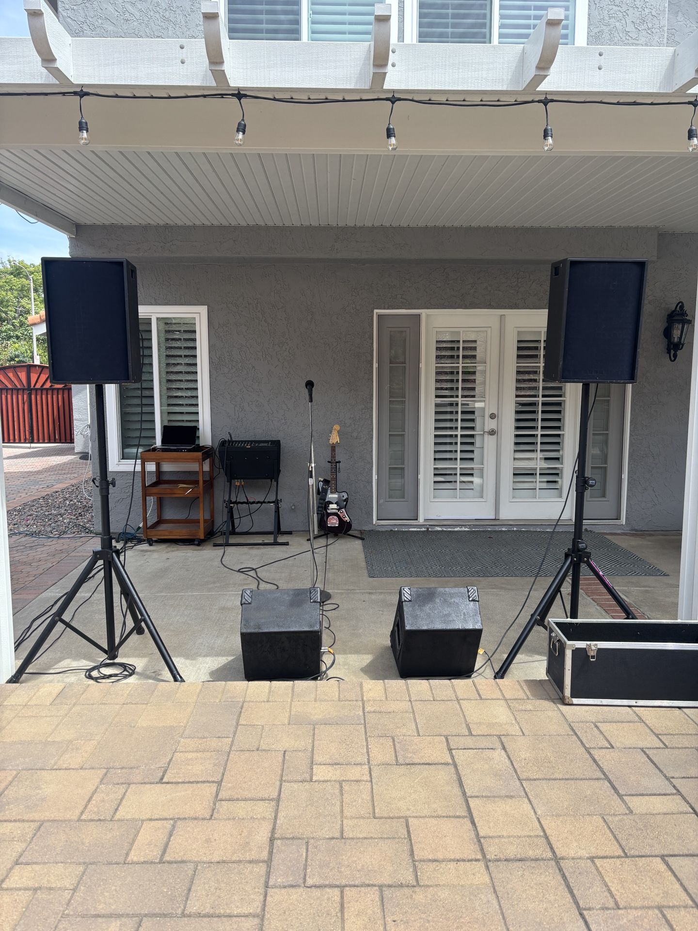 Complete PA System – Mackie Mixer, Mains, Monitors, Stands – Ready to Use