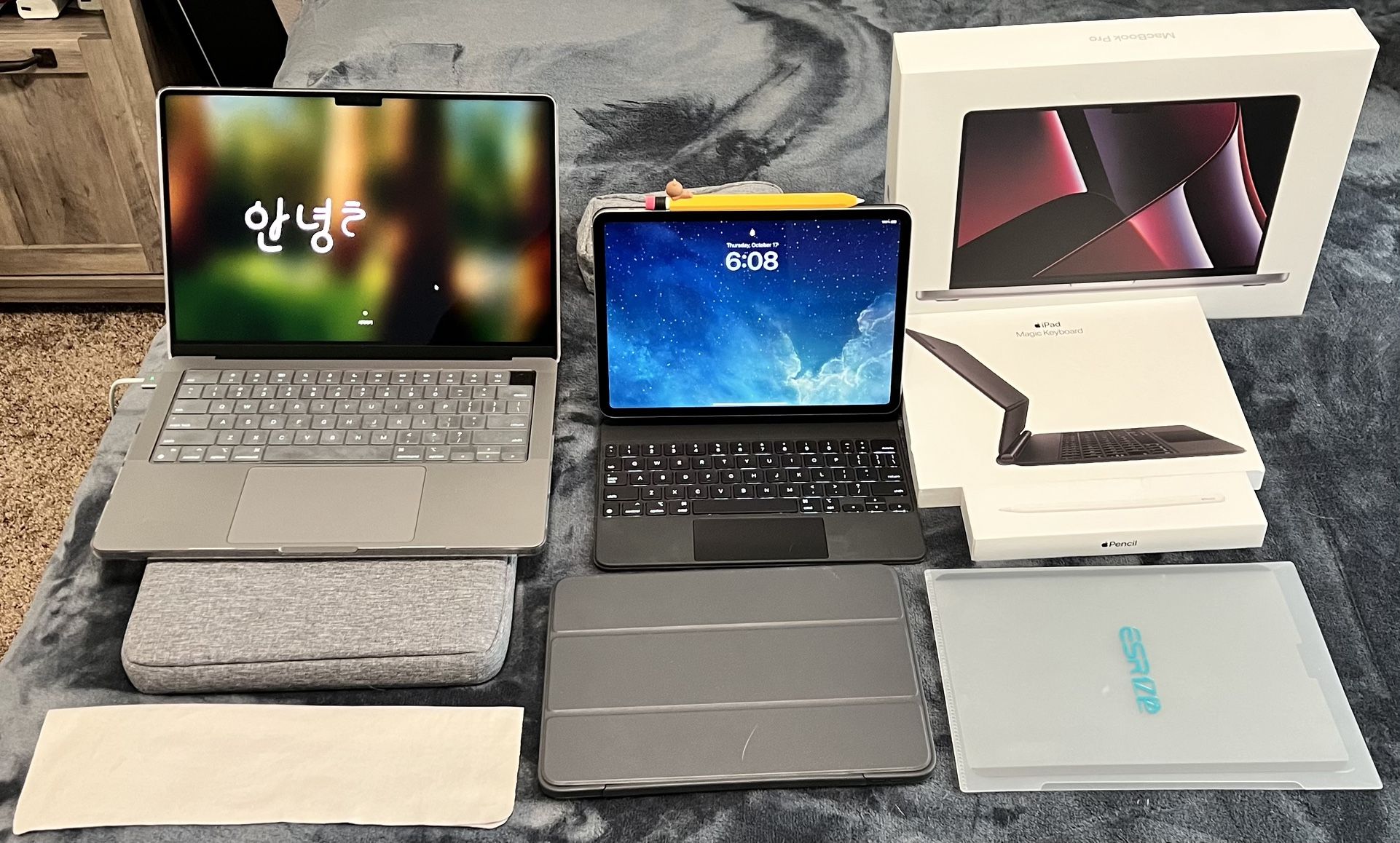 Macbook Pro 14 M2 and iPad Pro 11 inch Bundle