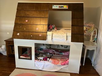 Bunk bed