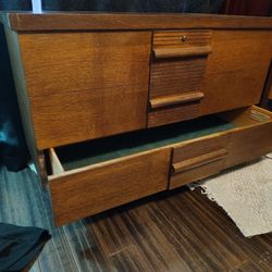 Cedar Chest O.b.o.