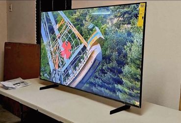 65 Inch Qled Samsung Smart TV 4K UHD Q7F. Brand new 2025 Model.