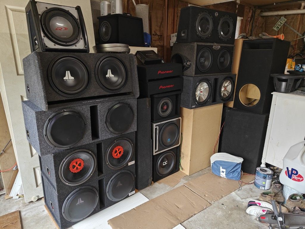 Lots Of Car Audio Subs, Amps, Full Setups