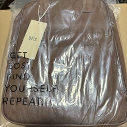 Brand New BÉIS suitcase & backpack