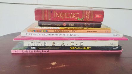 ONLINE $1 YARD SALE!!
Lot of 8 Children's Book Collection