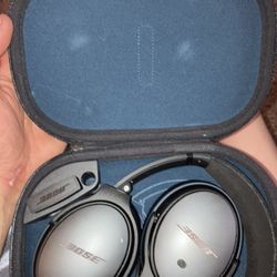 Bose QC25 Noice Cancelling Headphones 