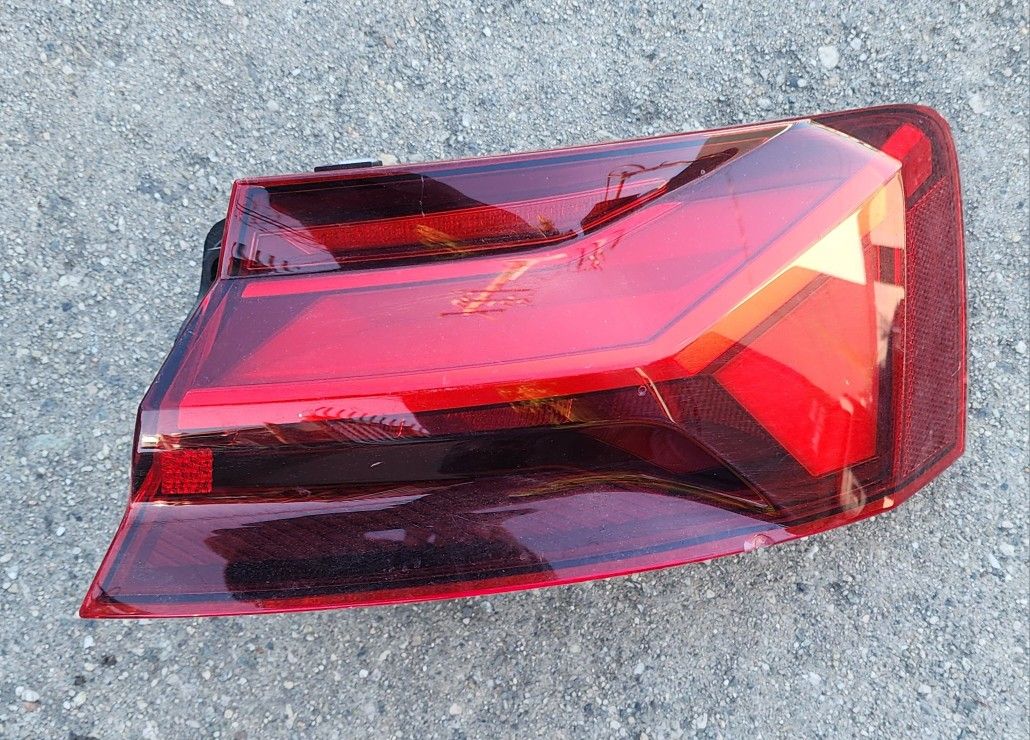 2017 2018 2019 AUDI A5 PASSENGER SIDE LED TAIL LIGHT