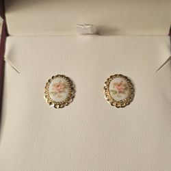 10k Gold Porcelain Rose Painted Earrings 