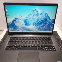 DELL LATITUDE 7400 WINDOWS 11 PRO VERSION 24H2 LAPTOP 