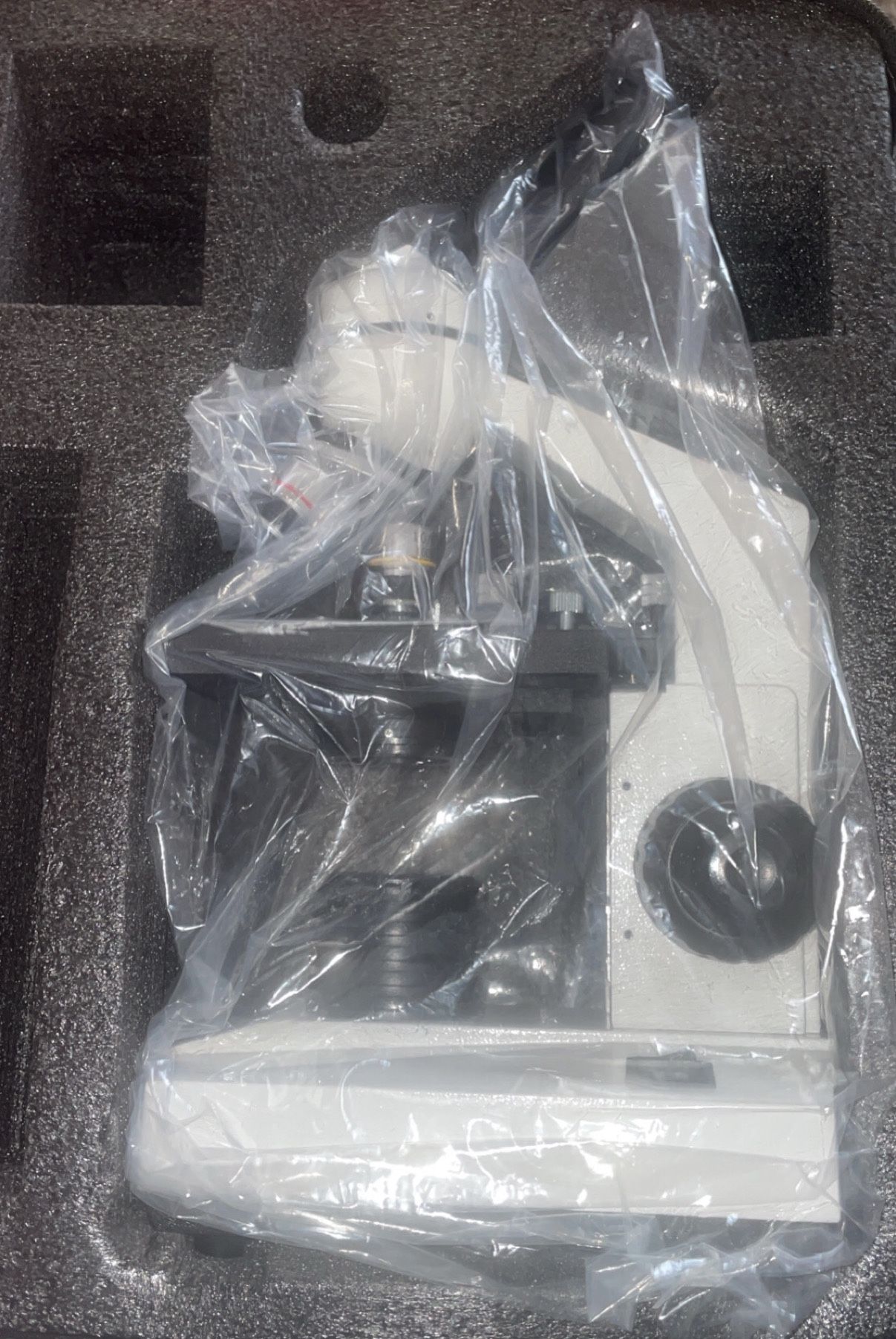 Compound Binocular Microscope – Multiple Objectives – Student Lab Grade