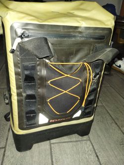 Igloo Backpack Cooler 