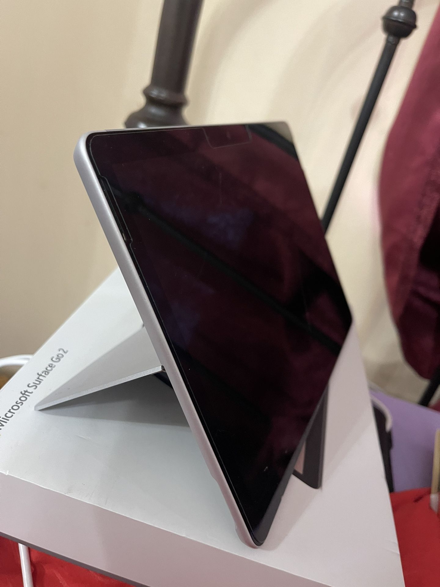 Microsoft Surface Go 2 Windows 10