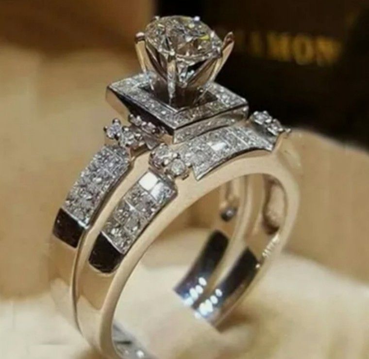 Elegant White Sapphire Wedding Ring Set