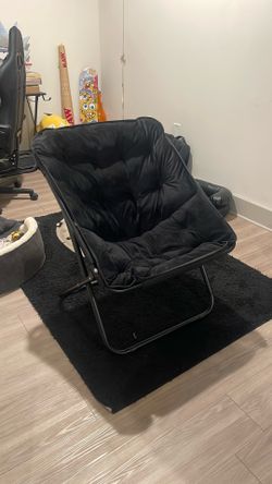 Black Foldable Lounge Chair