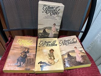 3 Book Set L.M. Montgomery Anne of Green Gable Series