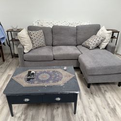 🩶 Modern Gray Sectional Sofa with Chaise – Excellent Condition