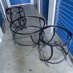 1 coffee Table And Two End Tables 