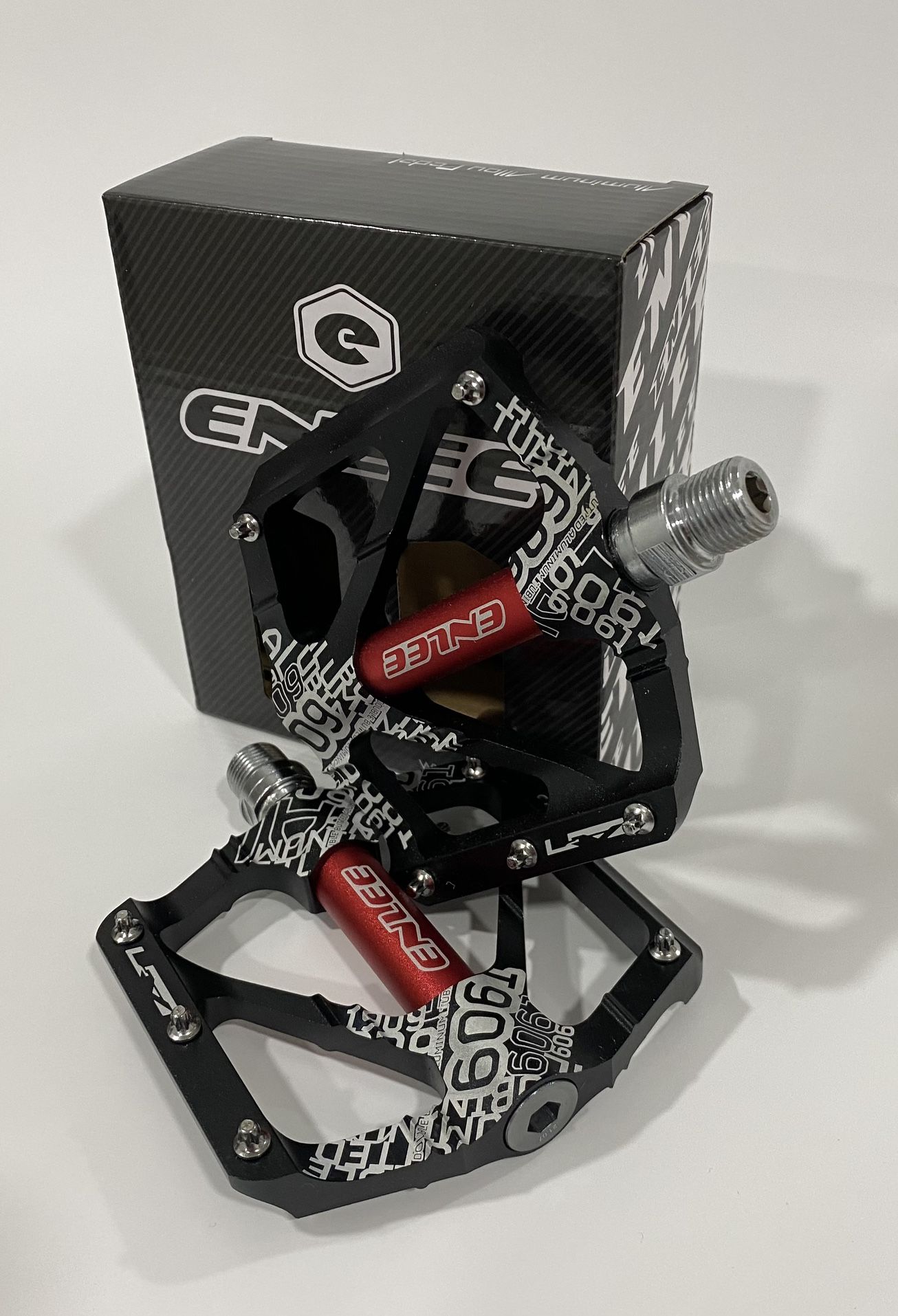 Brand New Aluminum Alloy Pedals For Bicycle